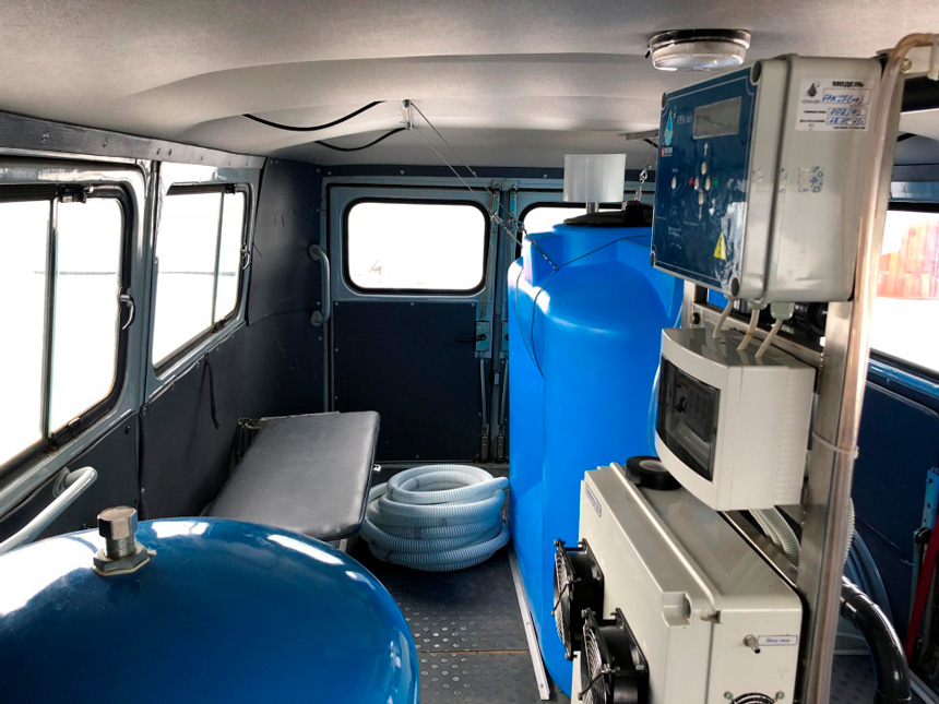 pozitron-mobile-wasserversorgung-ozon-wasseraufbereitung-desinfektion-geschaeftskunden-04